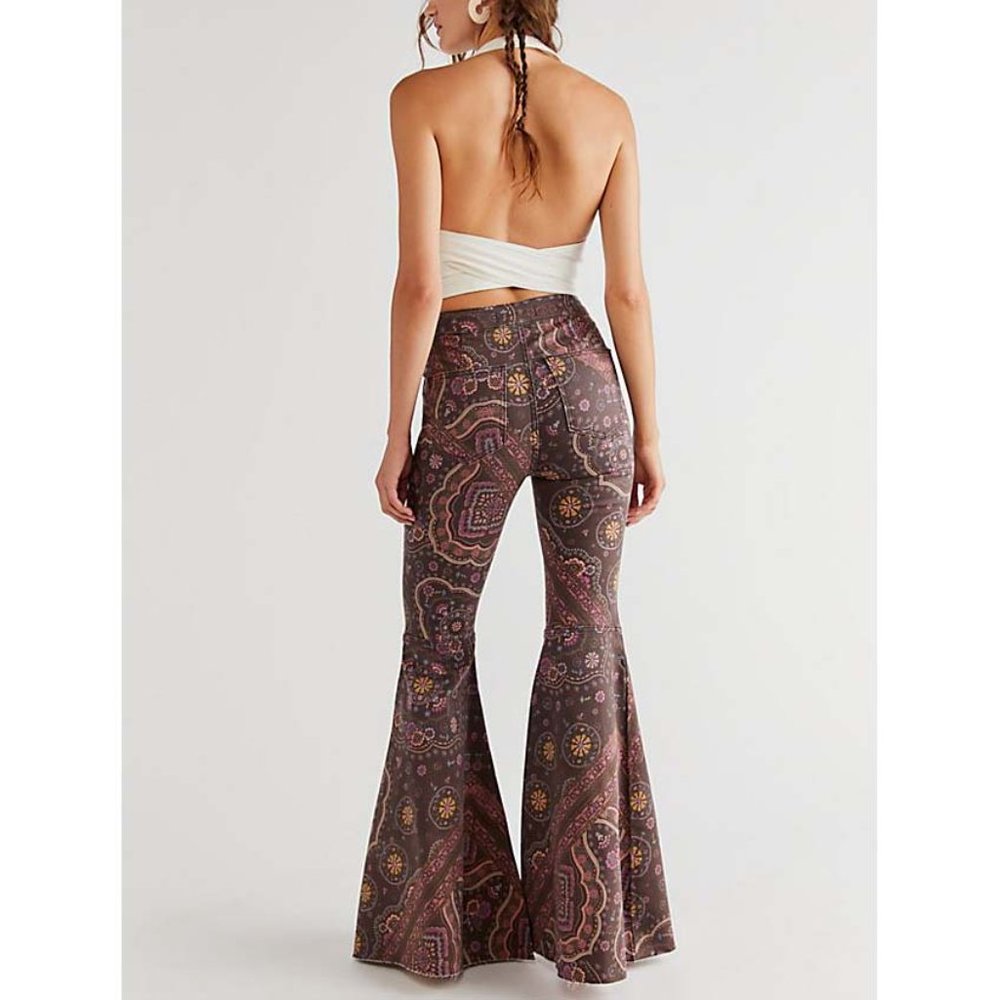 🎉LAST CHANCE🎉 FREE PEOPLE Just Float On Printed Flare Jeans / Chocolate Combo - Picture 2 of 14